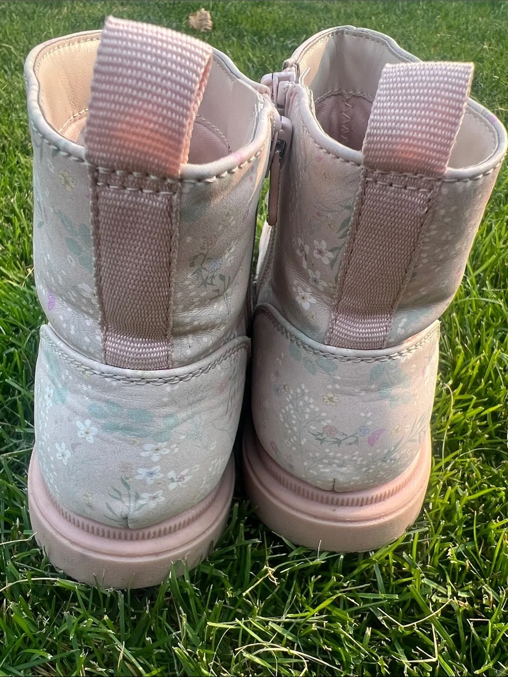 🏅 10/$10 Cat & Jack Pink Floral Girls' Ankle Boots